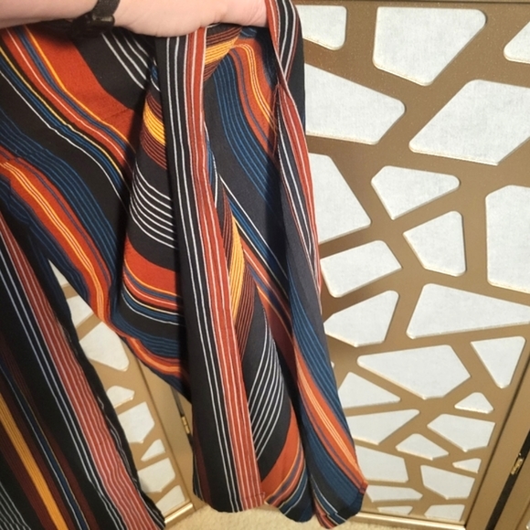 NWOT MONTEAU Stripe Jumpsuit With Pockets - Picture 6 of 13